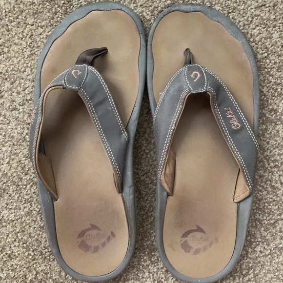 OluKai ‘Ohana Flip Flips - Picture 1 of 5
